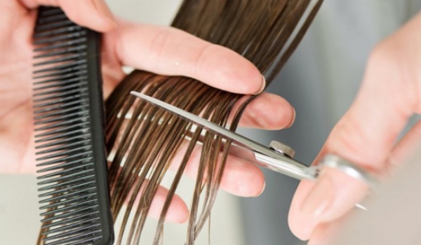 couper-cheveux-pour-lete-le-lab-hairstylist-montpellier